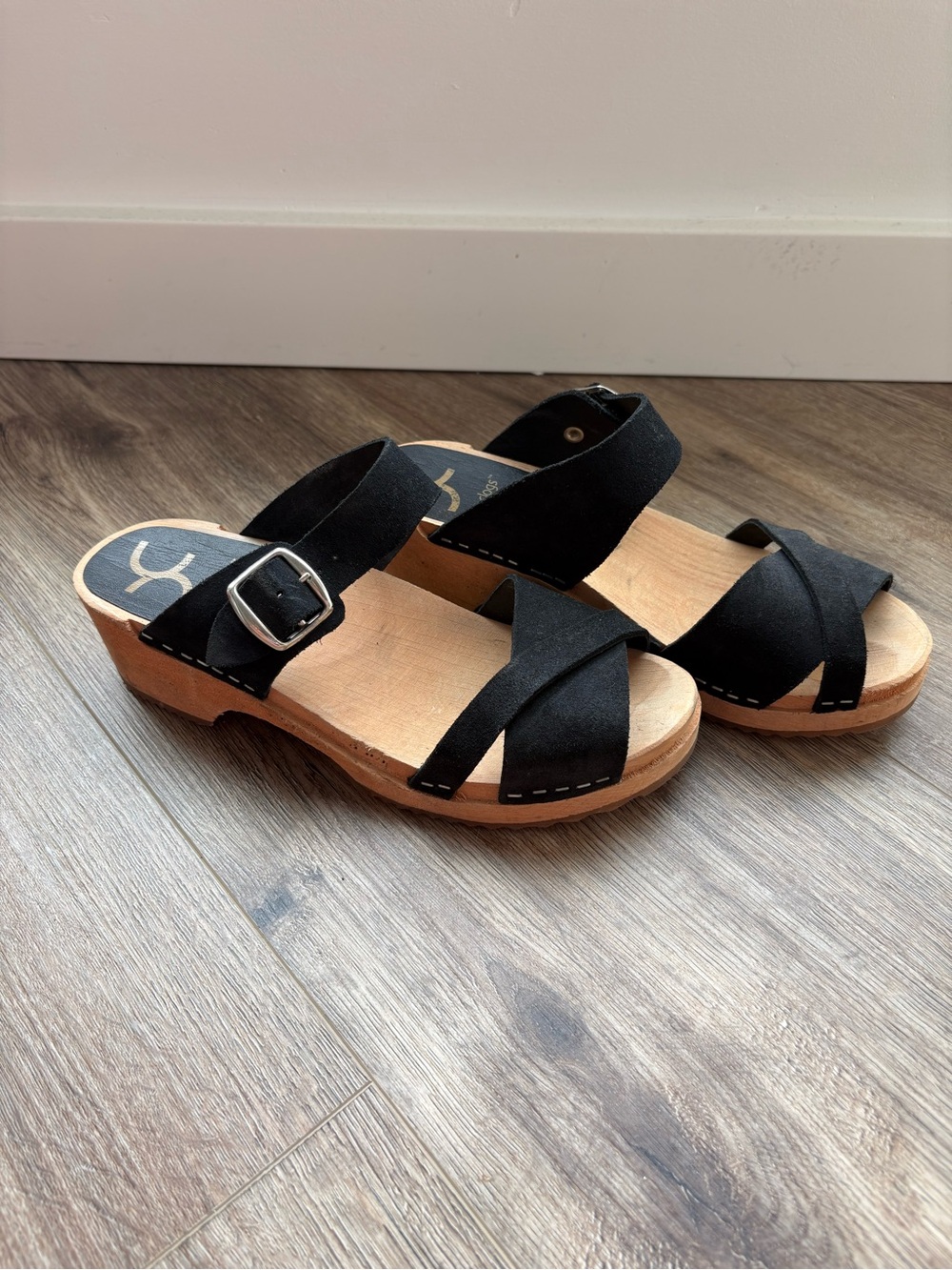 Black Cross-Strap Wooden Clog Sandals